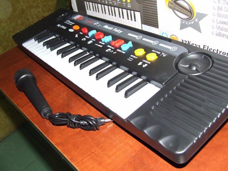 (Tặng kèm vòng tay tỳ hưu) Bộ đàn Organ 27 phím MQ-3700 có Micro dành cho trẻ em - Kmart