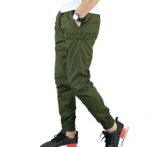 Quần jogger Bigsop kaki nam màu xanh rêu – dành cho chàng trẻ trung năng động, chất vải kaki thun dày dặn, giúp thoải mái khi mặc và vận động, phù hợp cho đi chơi, dạo phố, đi làm