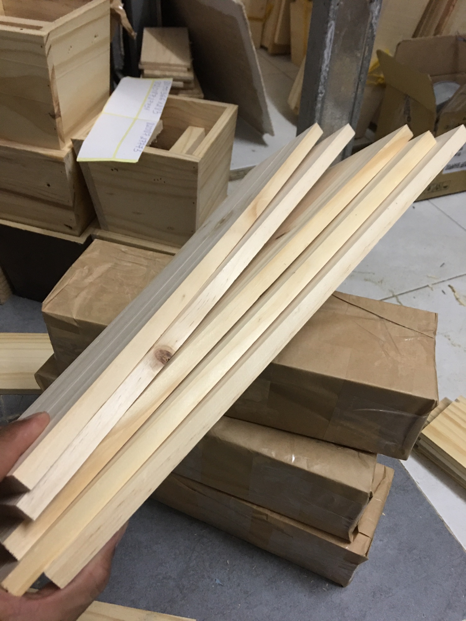 [HCM]Bó 5 thanh gỗ thông đẹp dài 40cm rộng 9cm dày 1.2cm