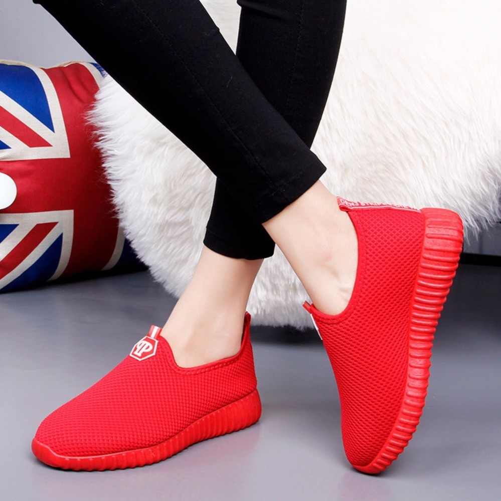 Giày lười nữ giày slip on giày đế bằng giày nữ thời trang nữ DODACO DDC2036 - 611 (Đỏ)