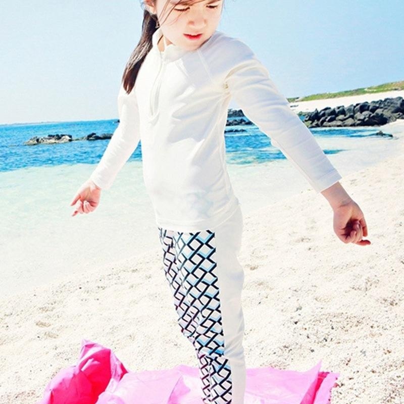 Nơi bán Girl Kid Fashion Suncreen Long Sleeve Long Pants 2 Pieces Swimsuit
7105 - intl