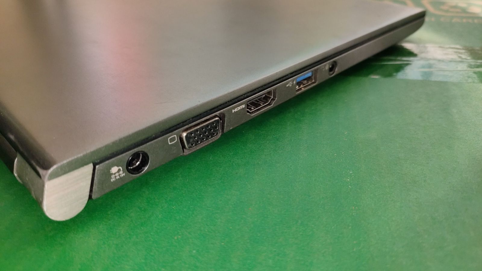 Laptop xách tay Toshiba Dynabook R63/D i5 6200U (Nhật, 2nd)