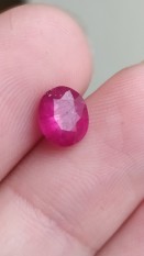 6581 – Đá ruby facet đỏ Lục Yên – Yên Bái