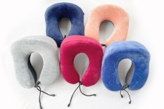 Gối cổ GC01 SUNNY cao su non có cài điện thoại đi du lịch, văn phòng