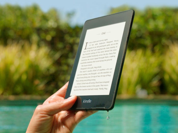 Máy Đọc Sách Kindle Basic Gen 10 2021 Có Đèn Nền Nghe Audible 8GB - Hàng Chính Hãng
