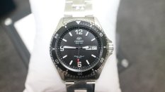Đông hồ nam dây kim loại Orient FAA02001B9 Mako II