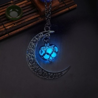 Elegant Hollow Moon Heart shaped Pendant Luminous Stone Chain Necklace Jewelry - intl  