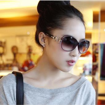 Kính Mát Nữ Thời Trang S42 (Tím) Tặng Bao Da Và Khăn Phượt July 2018 - 5 Kính Mát Nữ Thời Trang s42 (Tím) Tặng Bao Da và khăn phượt - 5