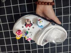 1 Nút sticker lò xo gắn dép sục Hapu (nhiều kiểu hình)
