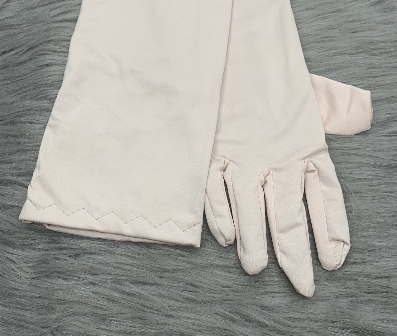 [HCM]Combo 5 đôi găng tay , dài 65cm , thun lạnh 4 chiều ' chống nắng , cao cấp ,...