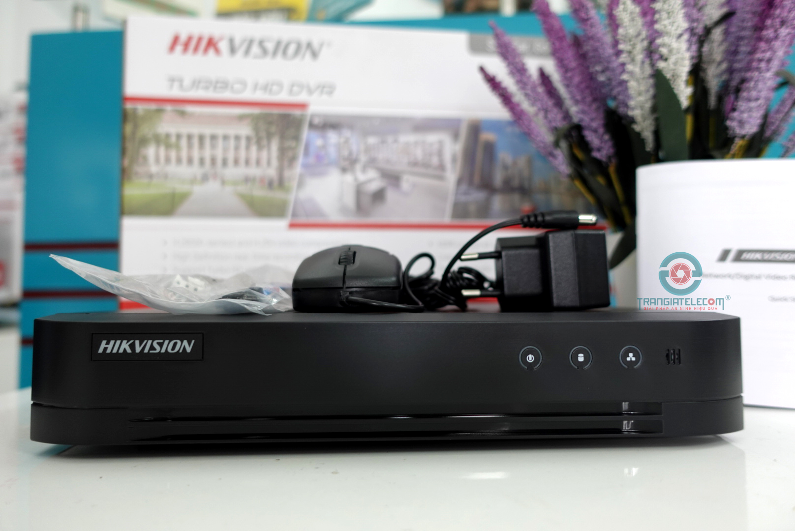 Đầu ghi hình 08 kênh HIKVISION DS-7208HGHI-K1 Turbo HD 3.0 vỏ sắt - TRANGIATELECOM