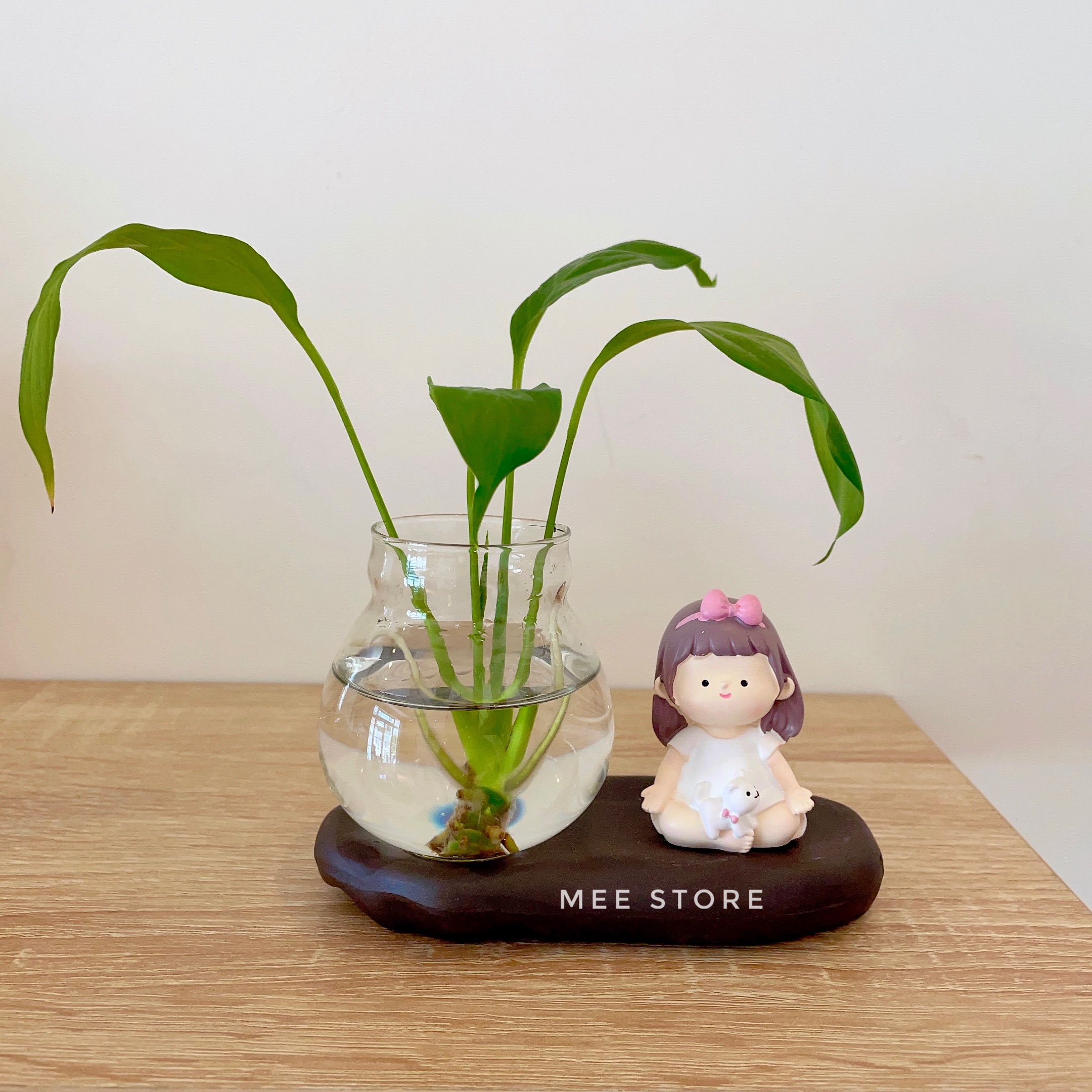 Chậu trồng cây thuỷ sinh kèm tượng bé tập yoga dễ thương - Mee Store
