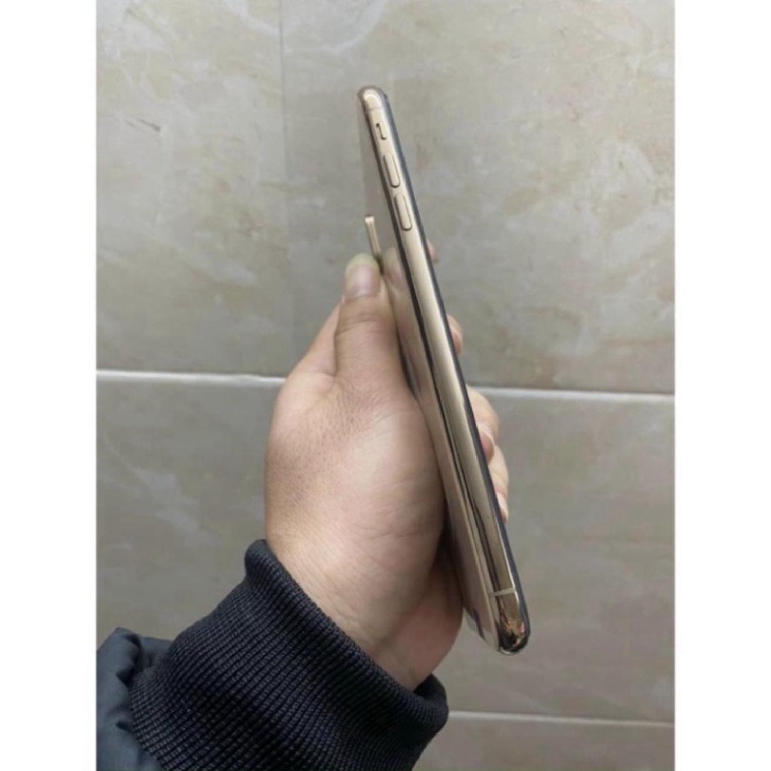 Điện thoại ip Xsmax – Máy chính hãng Likenew mới 94% – Bảo hành 12 tháng- Tặng kèm sạc và tai ngheAE5