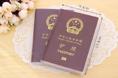 (COMBO 2) Vỏ bao Passport – vỏ bọc hộ chiếu, có ngăn đựng thẻ AMT, card. Chất liệu nhựa PVC chống ướt, chống trầy.