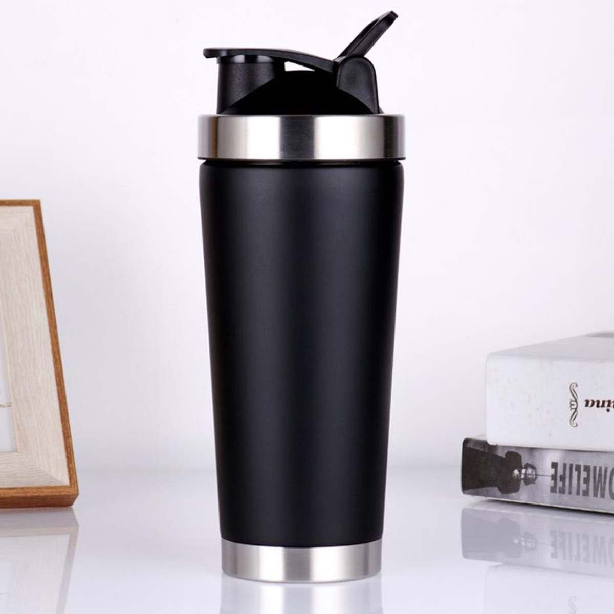 Bình Lắc Shaker Inox Màu Bạc Đen – Bình Lắc Tập Gym Chính Hãng Amalife – Kèm Bóng Lò Xo Lắc