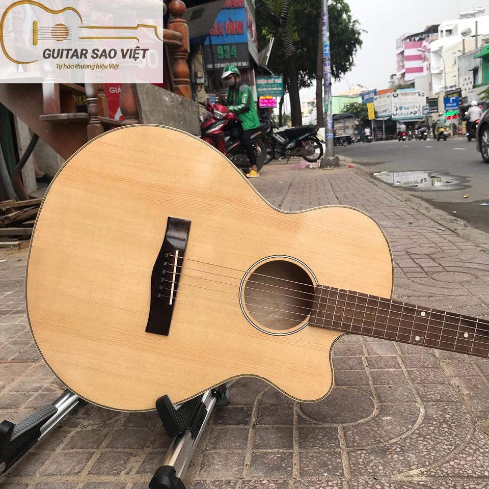 [HCM]Giá rẻ Vô Địch Guitar có ty cho người mới chơi