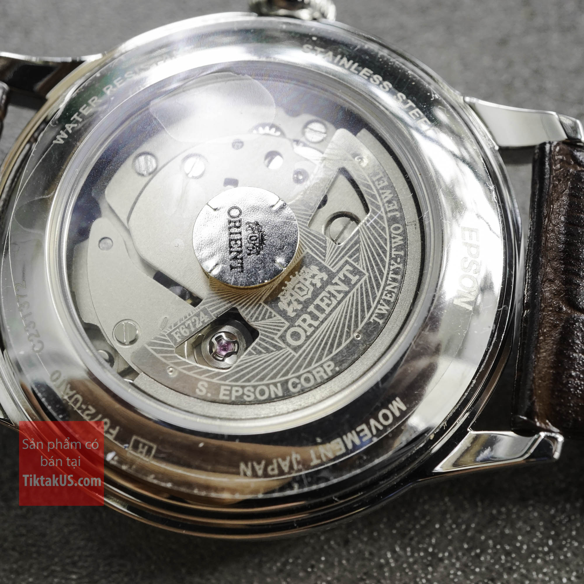 Đồng hồ đeo tay nam dây da Orient Automatic Bambino 38mm RA-AC0M04Y10B đường kính mặt 38mm, chống nước 30m, lịch...