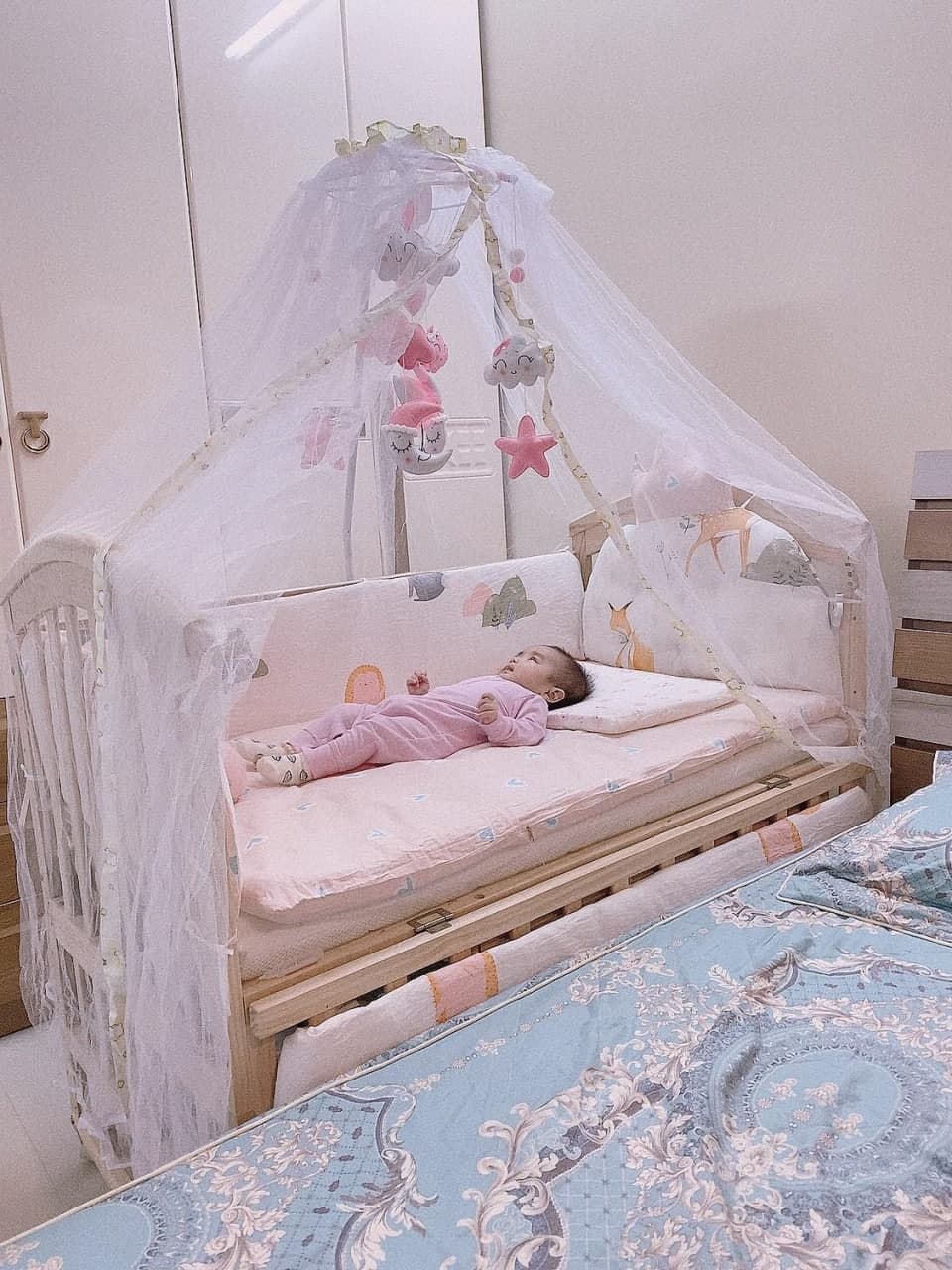 Nôi em bé, giường cũi em bé đa năng 6 chế độ Chilux Peace Natural - Sản xuất tại Việt...