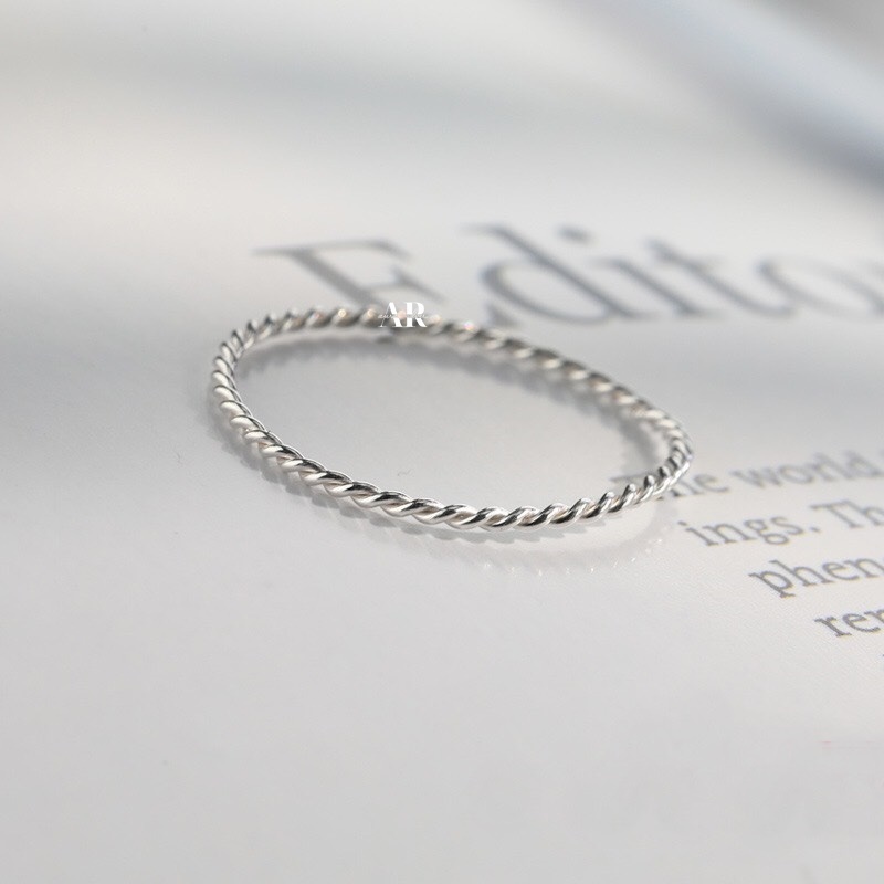 Nhẫn tròn bạc ta AURA nữ kiểu dáng xoắn trơn đơn giản-AURASILVER-N02
