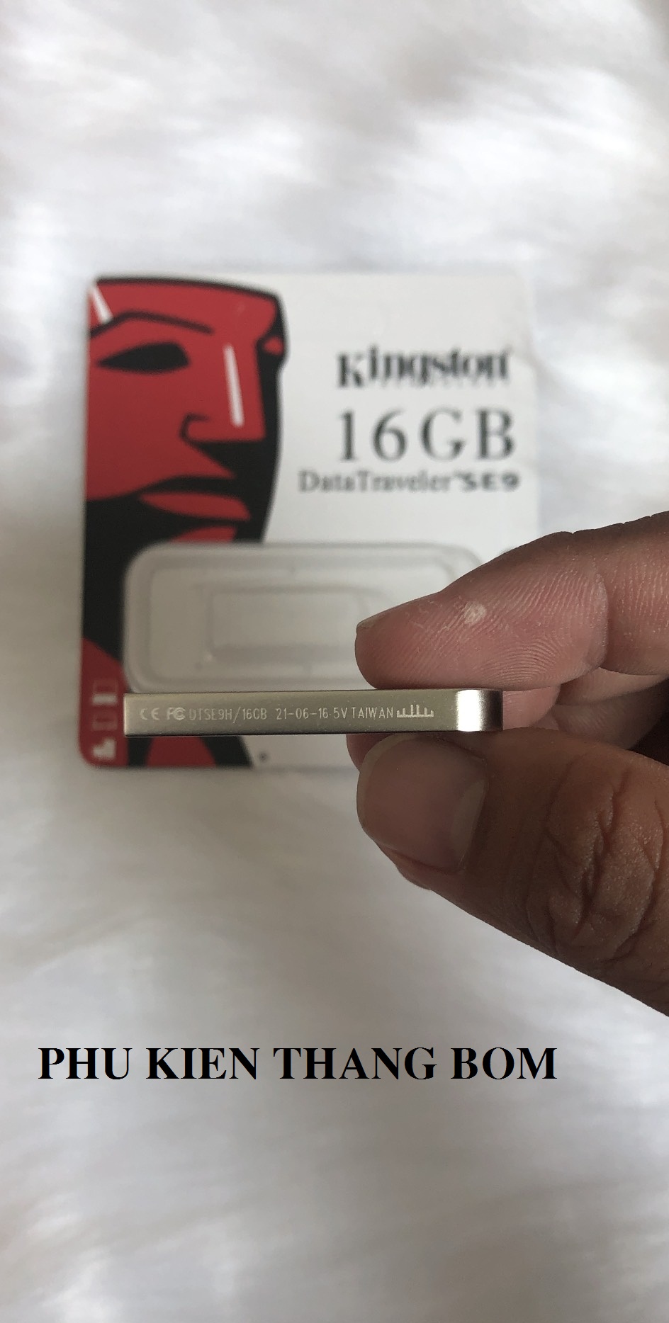 [HCM]USB 4GB Kingston SE9 chống sốc chống nước