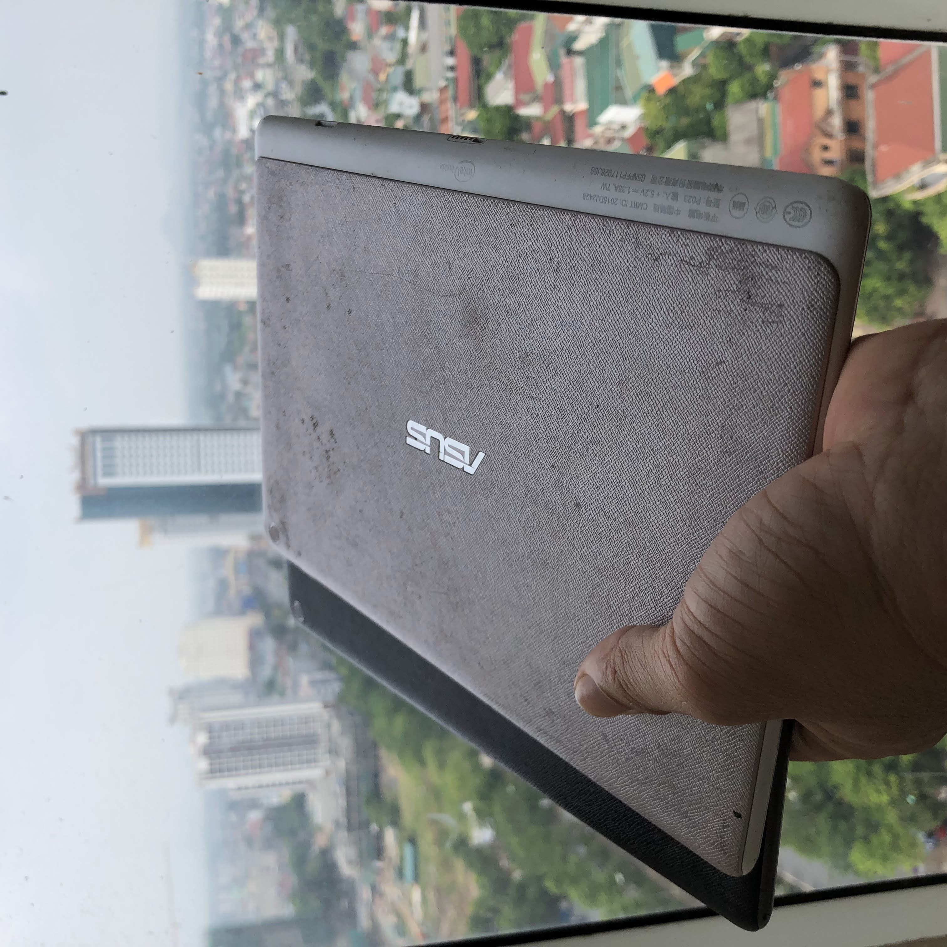 máy tính bảng Asus Zenpad Z10 màn hình 10.1 inch ram 2GB+16Gb