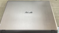 Laptop Asus core i3 thế hệ 8. máy đẹp 98%