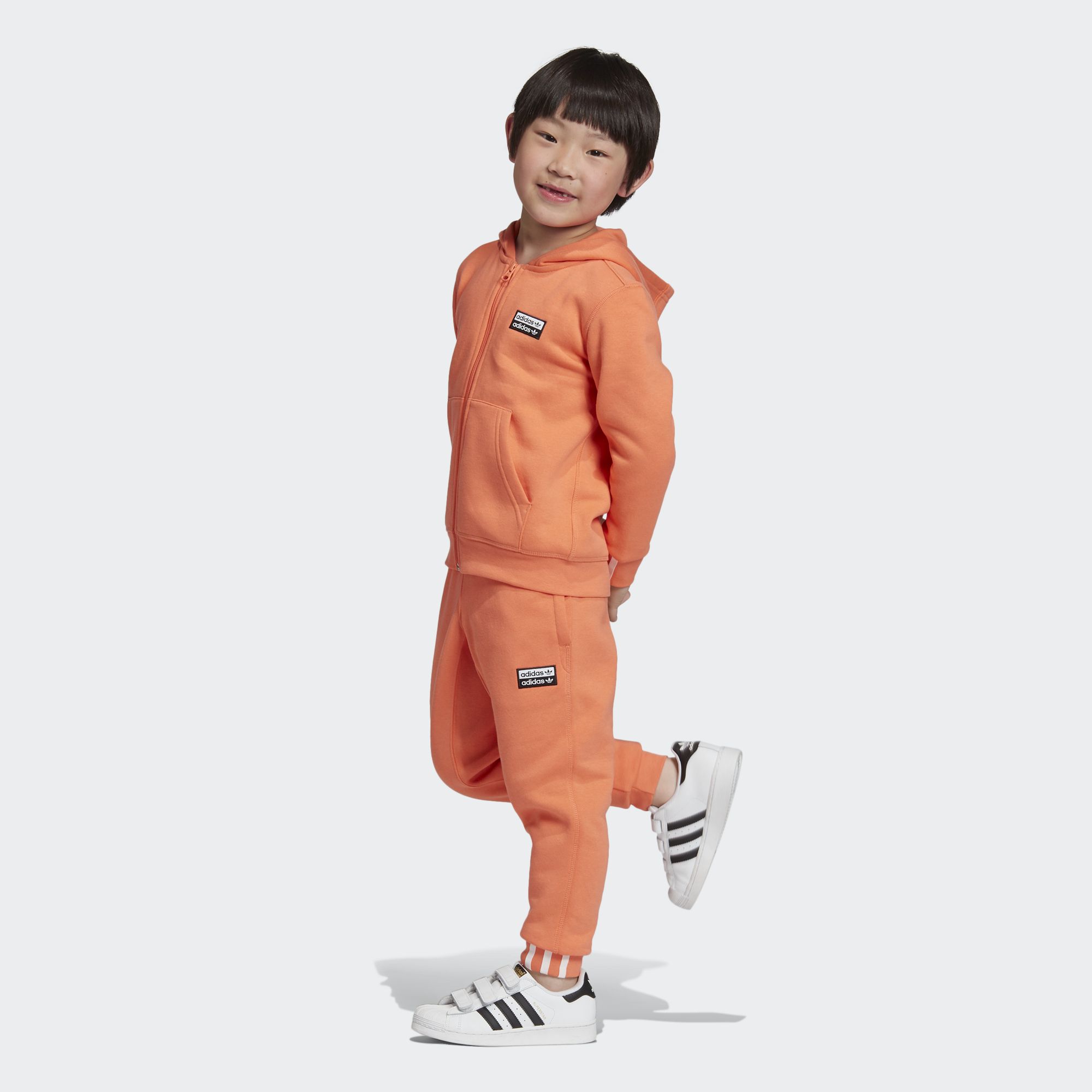 adidas ORIGINALS Bộ quần áo hoodie R.Y.V. Unisex trẻ em Màu hồng ED7780