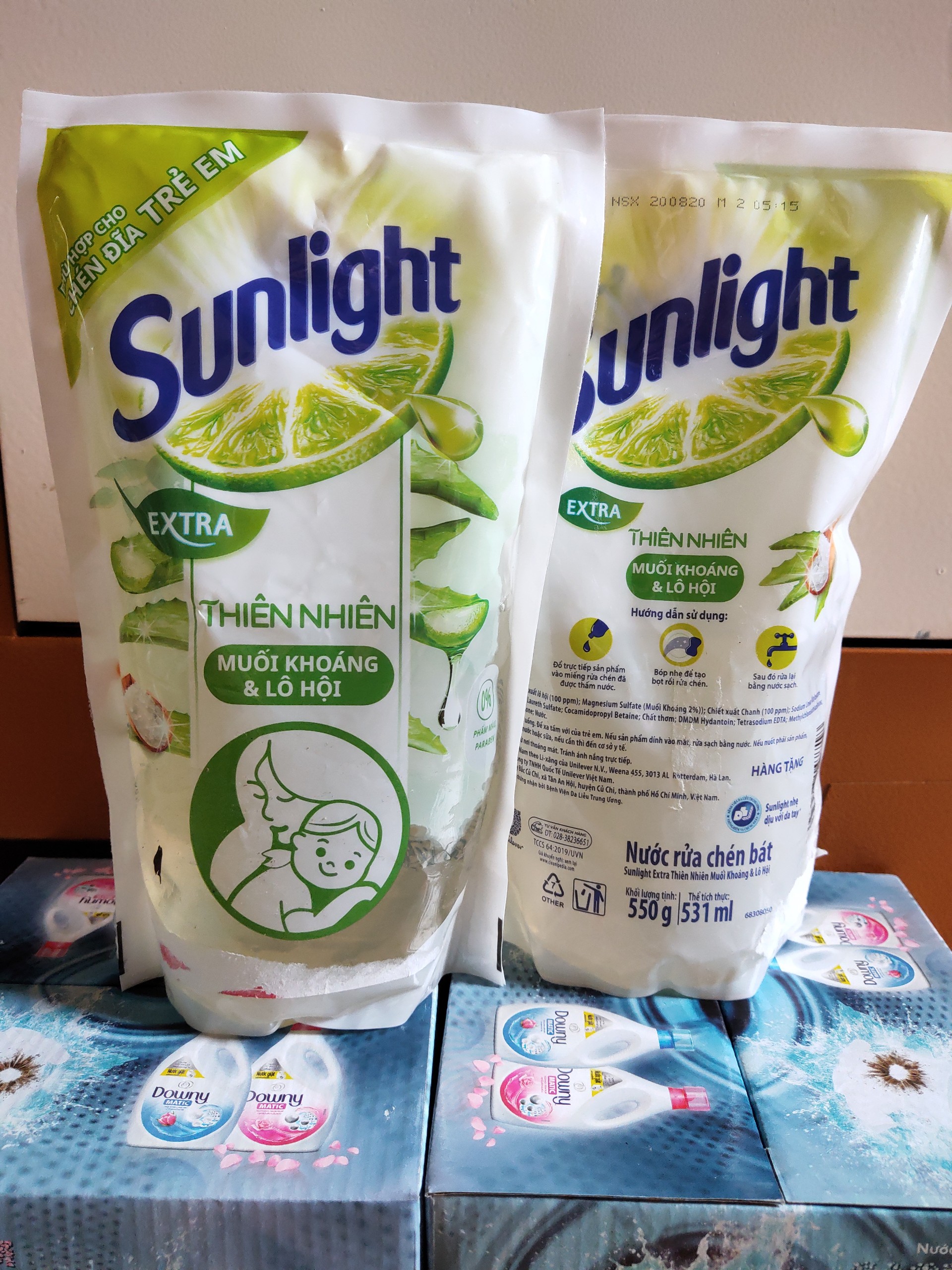 Bộ 2 túi Nước rửa chén Sunlight thiên nhiên muối khoáng và lô hội 550 gram (2 túi x 550g)