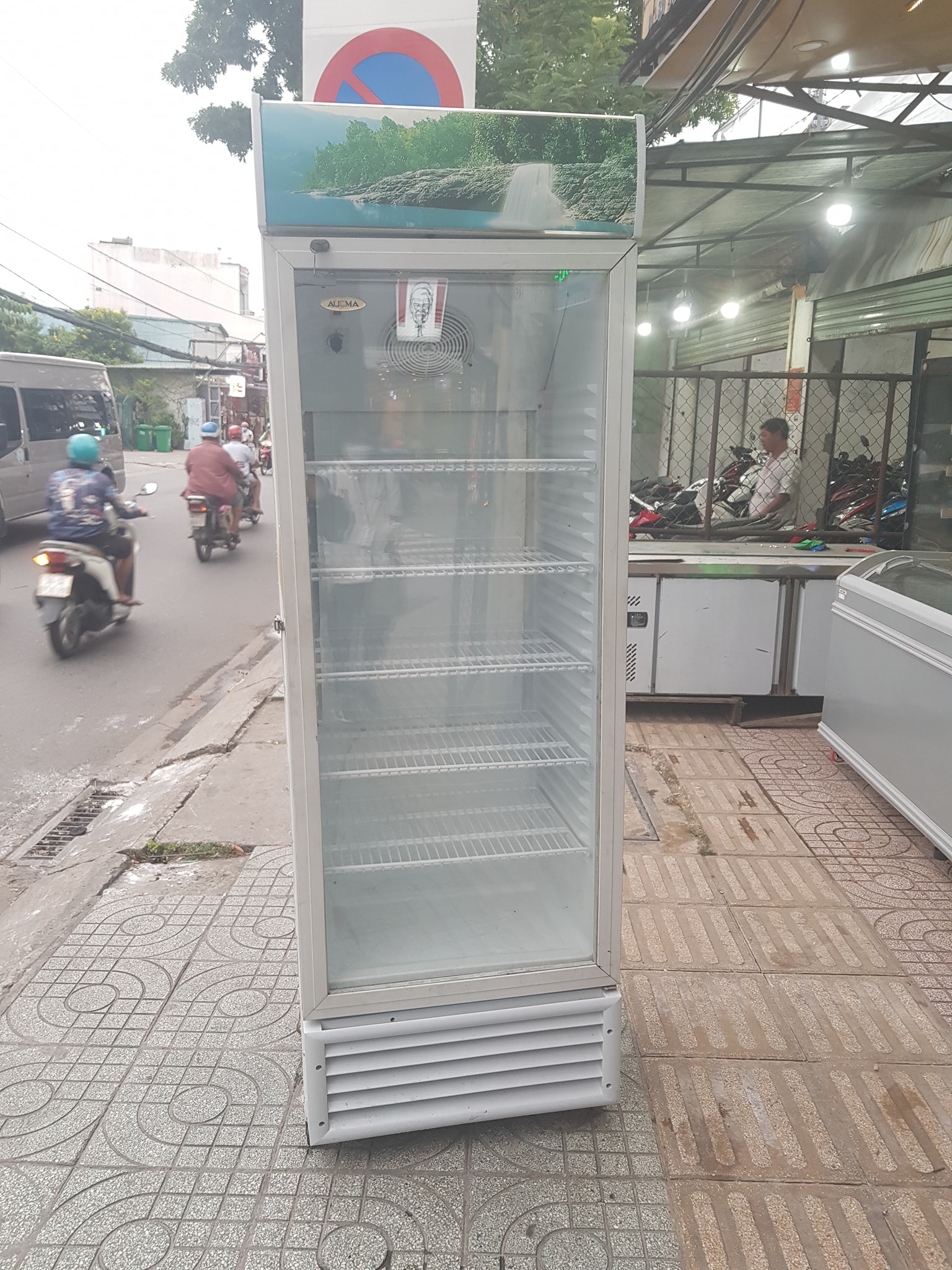 tủ mát 1 cửa hiệu Aucma dung tích 500L xuất xứ thái lan