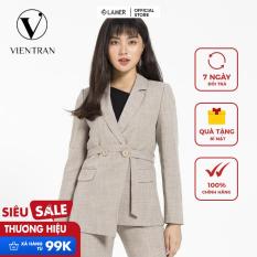 Áo vest nữ nhấn đai eo Vien Tran V65D19T057 (Nhiều màu)