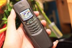Nokia 8910 ( Màn hình đen trắng ) Nguyên Zin