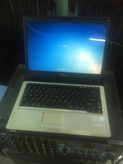 TOSHIBA U305