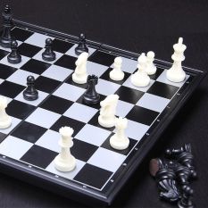 Bộ Cờ Vua Nam Châm Bàn Cũng Là Hộp Đựng Ubon