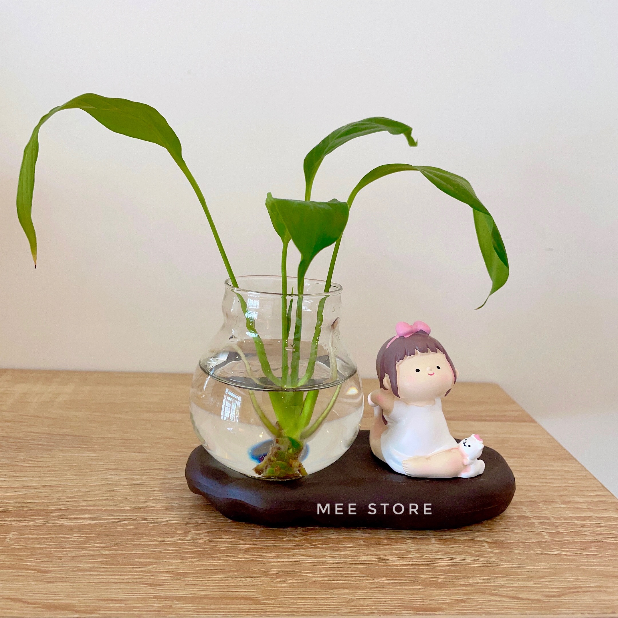 Chậu trồng cây thuỷ sinh kèm tượng bé tập yoga dễ thương - Mee Store