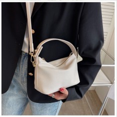 Túi xách nữ, túi đeo chéo da bóng phong cách Hàn Quốc SMN578