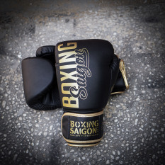 Găng tay Boxing Saigon Inspire – Black/Gold