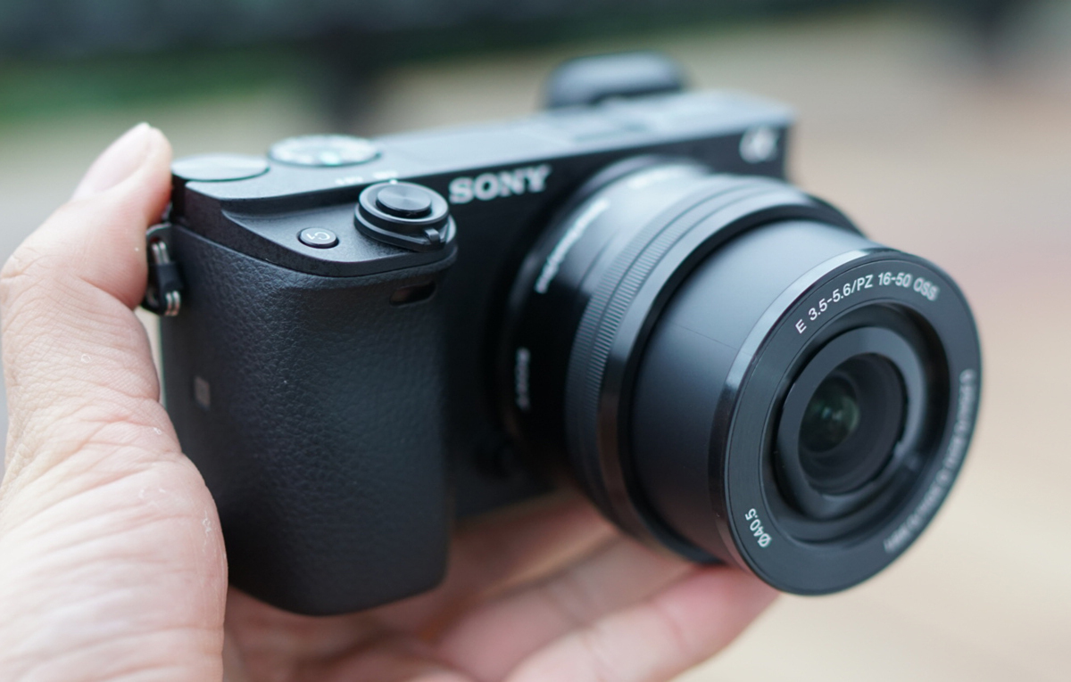 [HCM][Trả góp 0%]Máy ảnh Sony A6300 + 16-50mm Oss - Quay phim 4K với tính năng hỗ trợ S-Log3 Gamma...