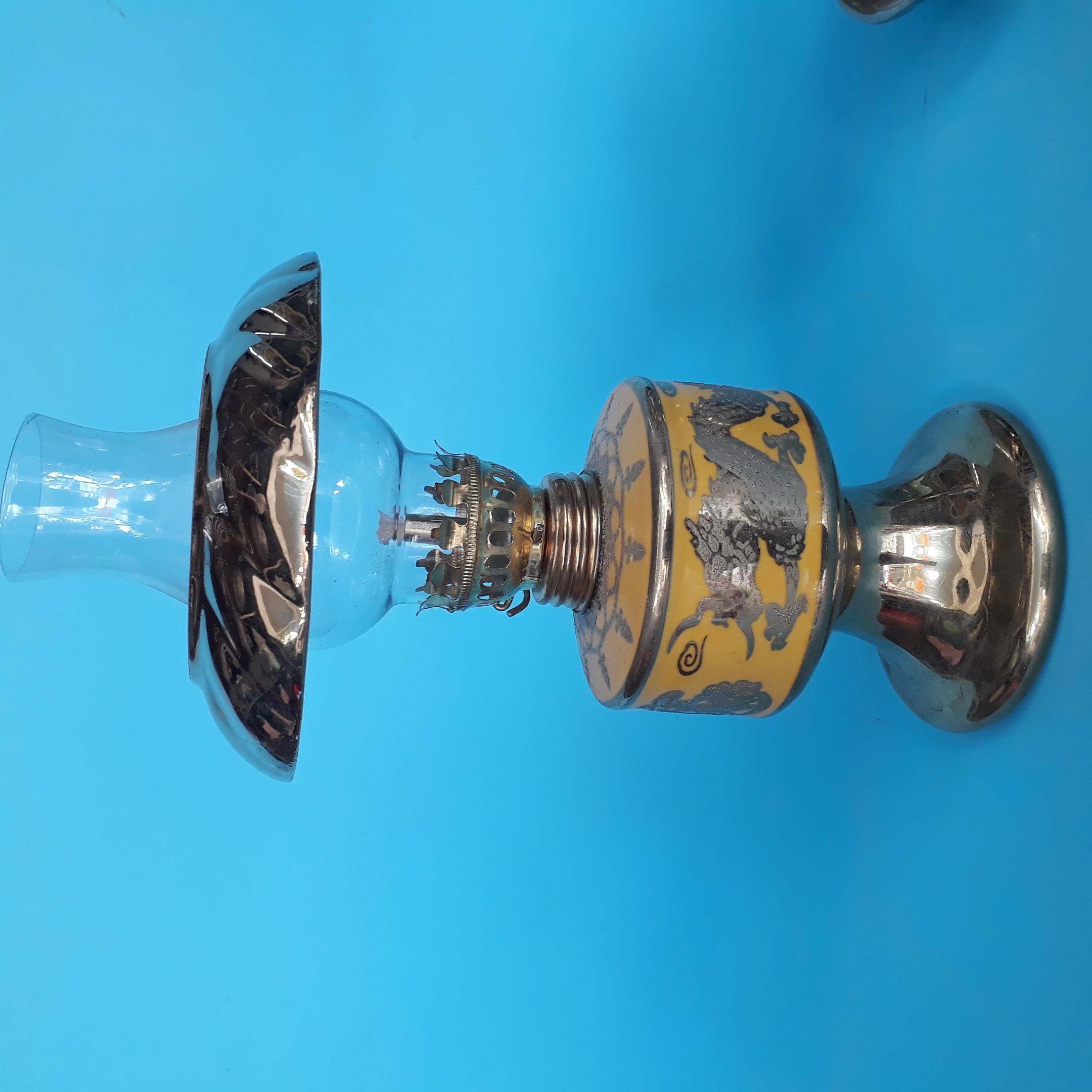 Cặp đèn thờ sứ Kim Sa 3D tặng 1 dầu thắp đèn Lưu Ly