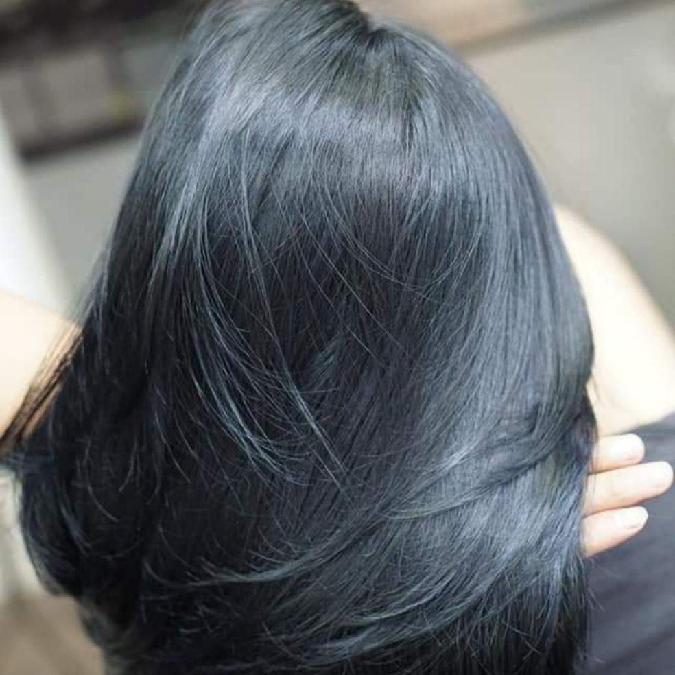 Bạn muốn thử nghiệm với màu tóc mới nhưng lại e ngại tác động đến tóc của mình? Thuốc nhuộm màu xanh đen chính là lựa chọn hoàn hảo cho bạn. Hãy xem hình ảnh để biết thêm chi tiết nhé.