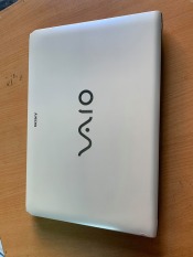 Laptop Cũ Rẻ Sony Vaio SVE14 Trắng Core i5 Ram 4G ổ 320G Chơi Game, Làm Đồ Họa. Tặng đầy đủ phụ kiện