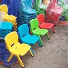 Ghế tựa trẻ em – Ghế nhựa mầm non Siêu dày 970 loại 1( đủ màu )