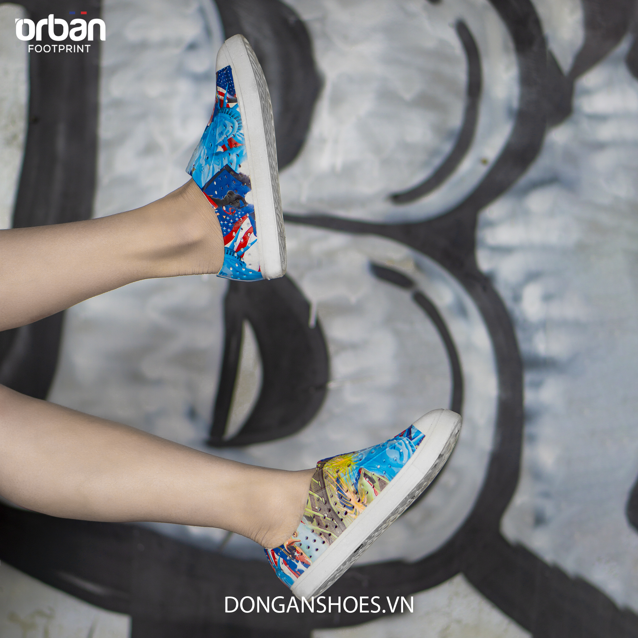 Giày nhựa in hình eva Urban Footpritn D2001 Graphics chính hãng cho trẻ em