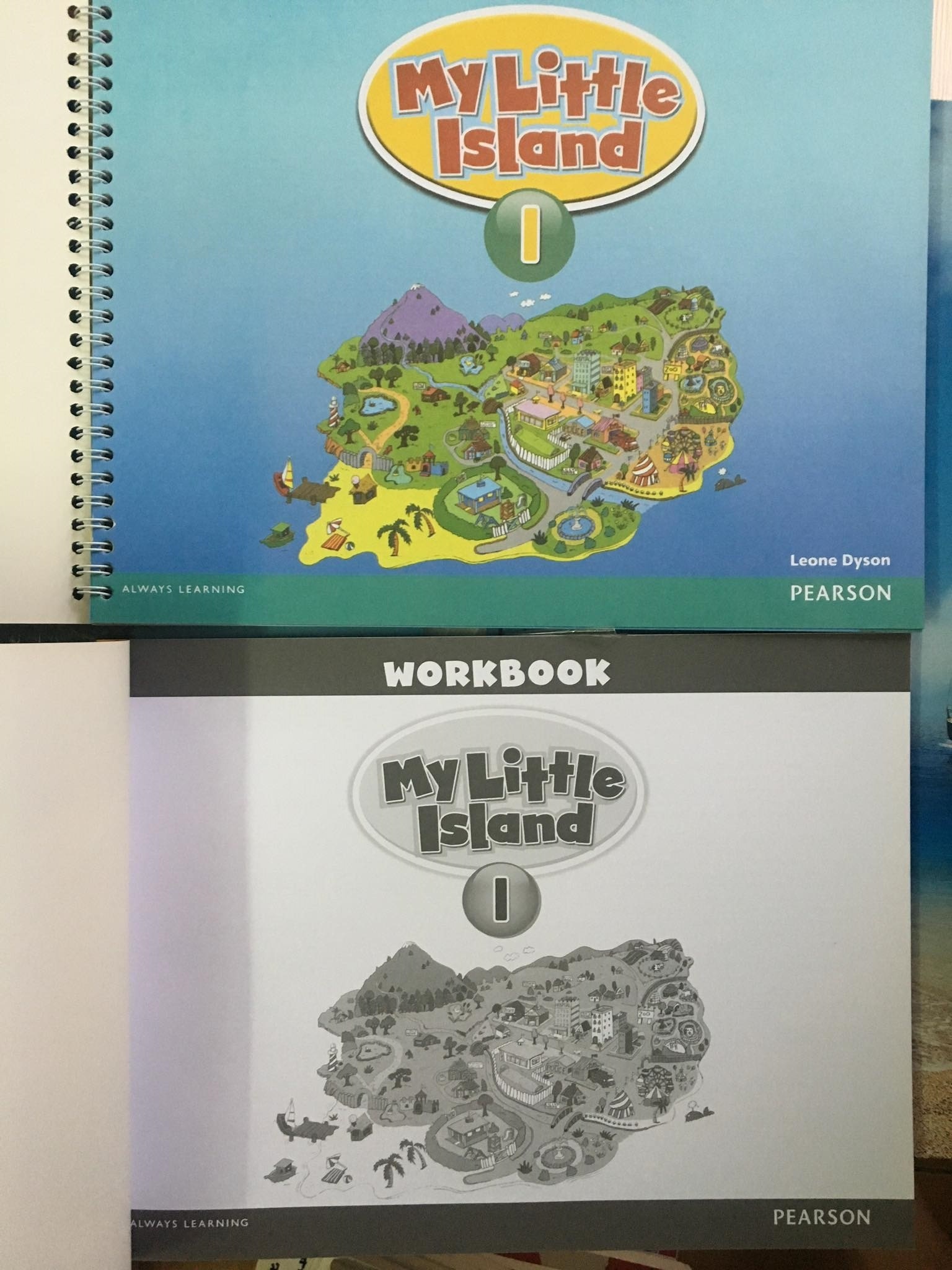 Bộ My Little Island 1 (2 sách kèm CD)
